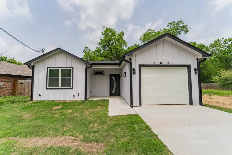 103 Ross Street W, Sulphur Springs, TX 75482 - #3