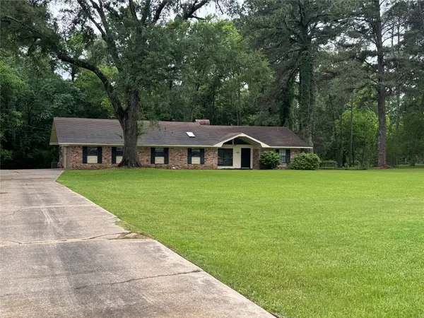 7671 S Lakeshore Drive, Shreveport, LA 71119