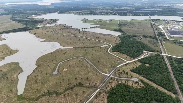 Lot 153 Waterfront Club Drive, Corsicana, TX 75109