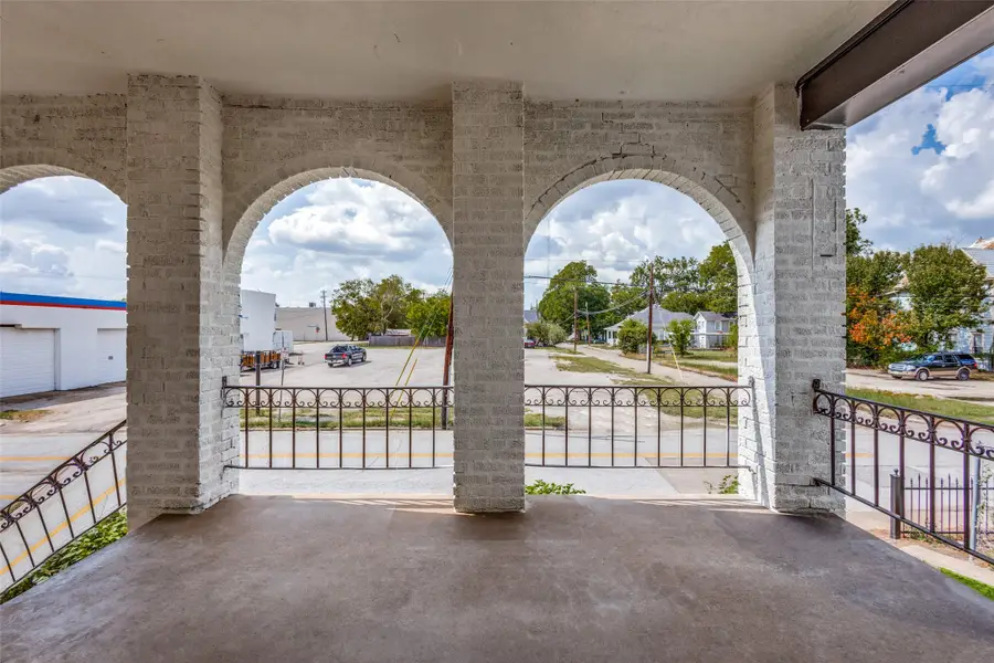 2309 Wesley Street, Greenville, TX 75401 - #3