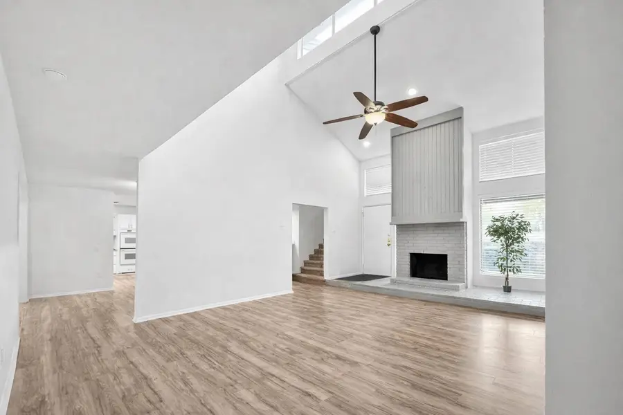 5522 Willow Circle, Fort Worth, TX 76112 - #3