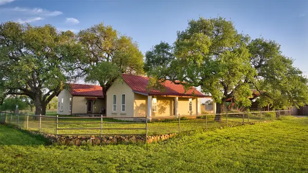 247 Cow Trail Road, Mason, TX 76856
