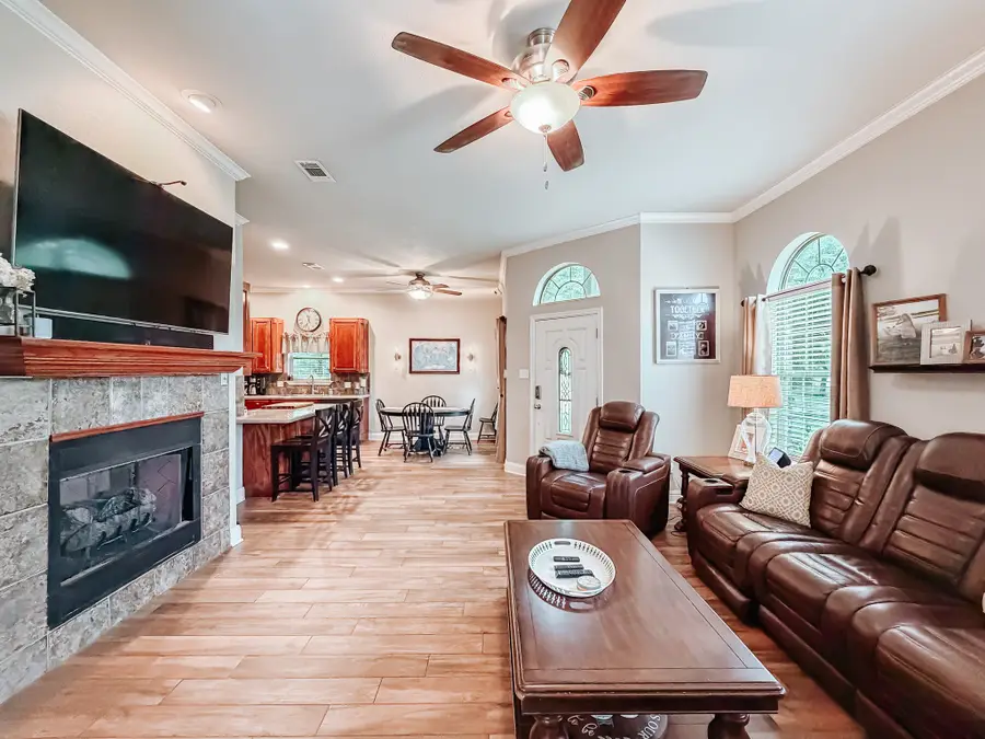 1504 Wade Street, Corsicana, TX 75110 - #2