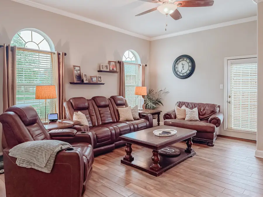 1504 Wade Street, Corsicana, TX 75110 - #3