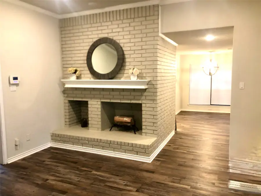 418 Whispering Hills Drive, Duncanville, TX 75137 - #2