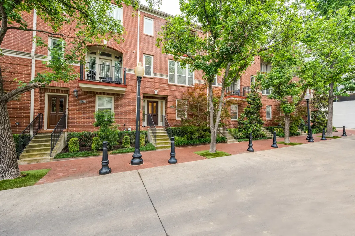 2492 Worthington Street, Dallas, TX 75204 - #1