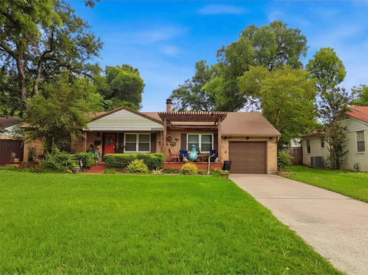 6128 Hollis Avenue, Dallas, TX 75227 - #1