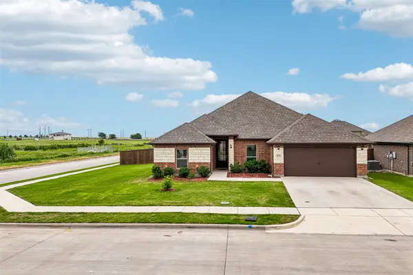 1632 Goodnight Trail, Krum, TX 76249