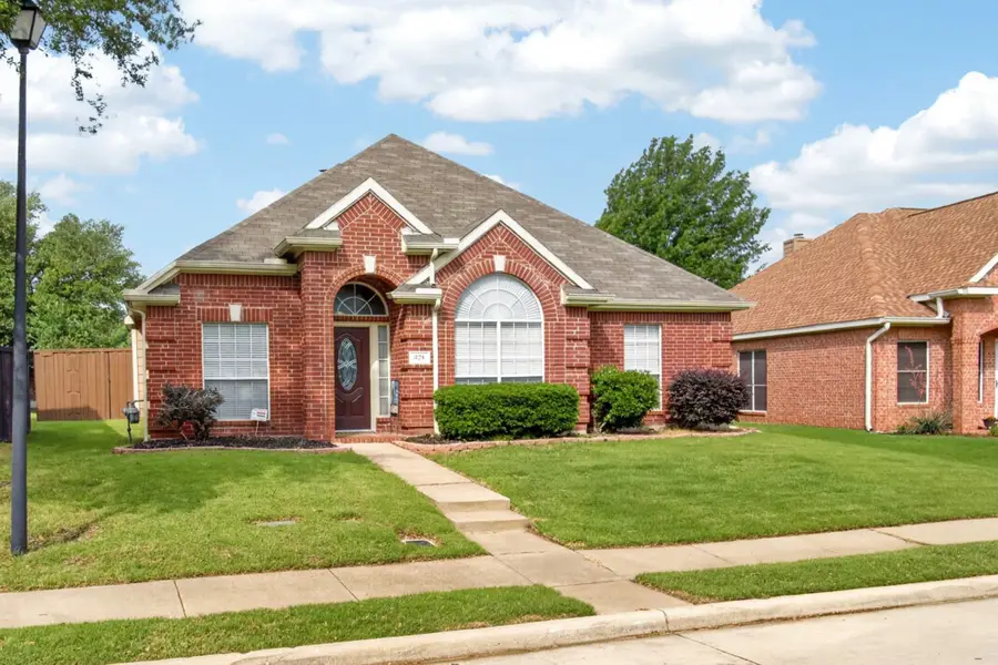 824 High Meadow Court, Lewisville, TX 75077 - #2