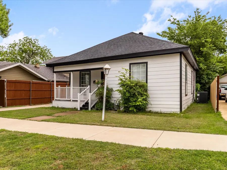 3020 Purington Avenue, Fort Worth, TX 76103 - #3