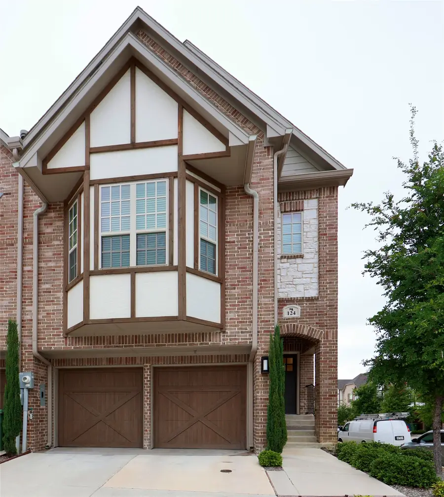 124 Canonbury Drive, Lewisville, TX 75067 - #2