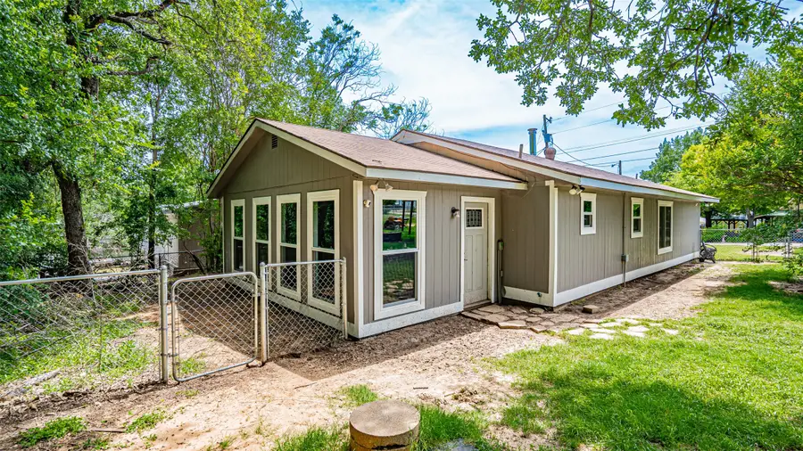 8147 Fawn Circle, Granbury, TX 76049 - #2