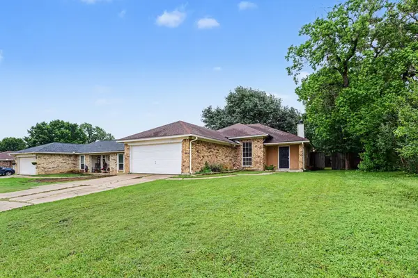 313 Sunnyview Drive, Mansfield, TX 76063