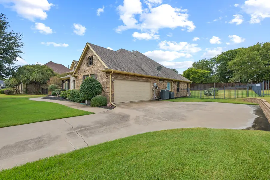 1666 Plum Creek Drive, Midlothian, TX 76065 - #3