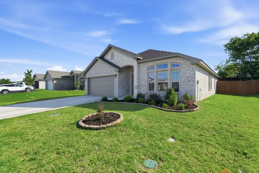 1106 Holly Street, Cleburne, TX 76033 - #3