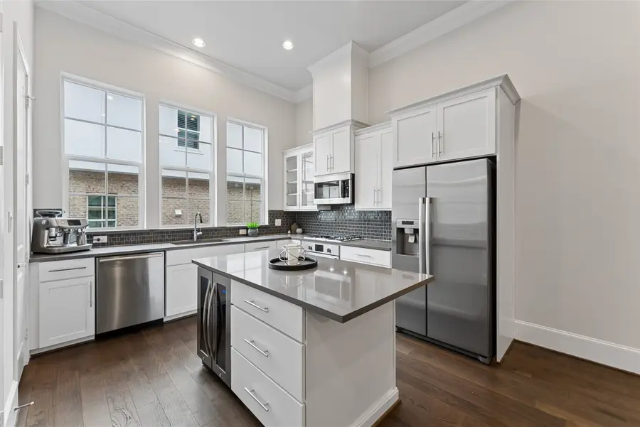 4612 New Water Lane, Dallas, TX 75219 - #3