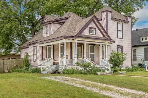 618 W Chestnut Street, Denison, TX 75020