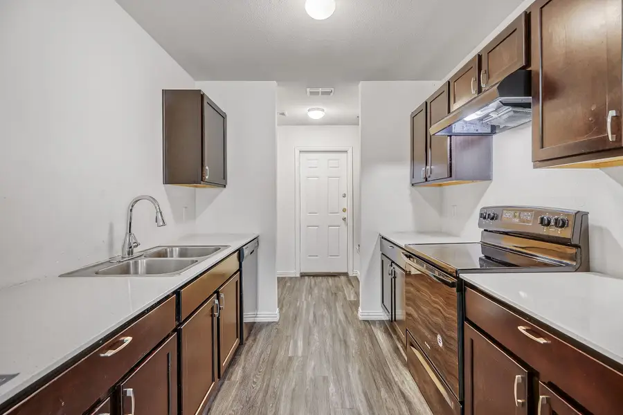 1123 Division Street, Greenville, TX 75401 - #3