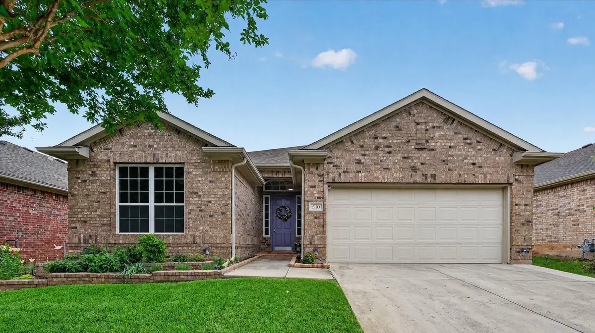 510 Jefferson Lane, Lake Dallas, TX 75065 - #1