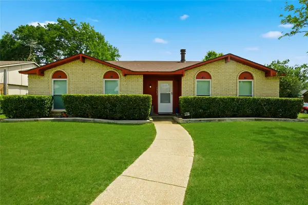 1902 Edna Smith Drive, Garland, TX 75040