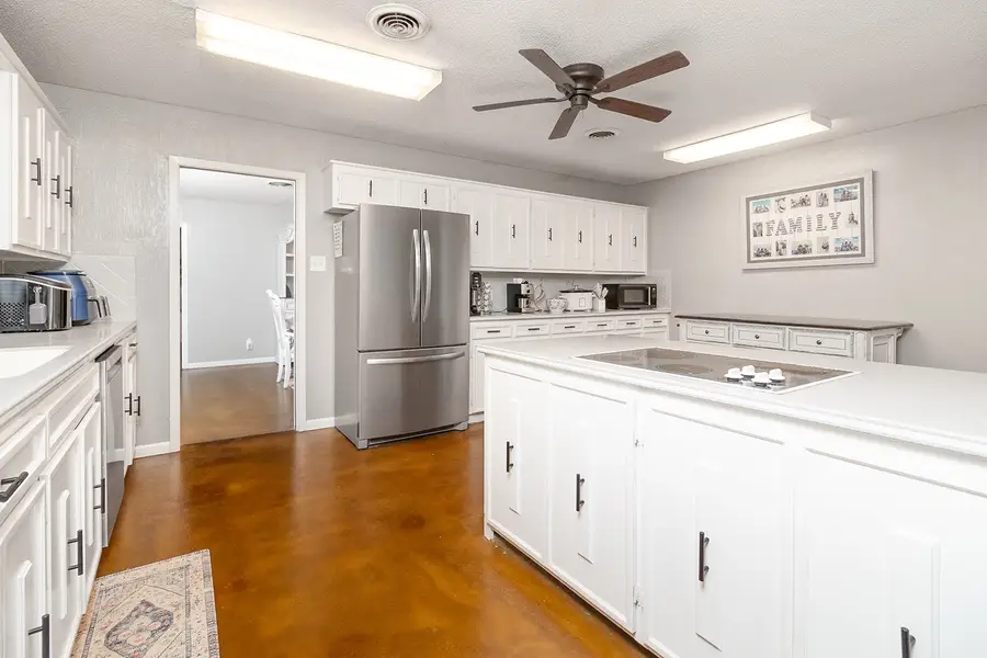 1401/1403 S Pine Street, Brady, TX 76825 - #2