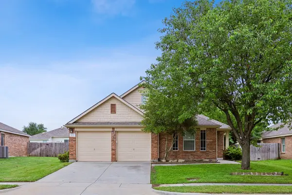 1253 Mountain Peak Drive, Haslet, TX 76052