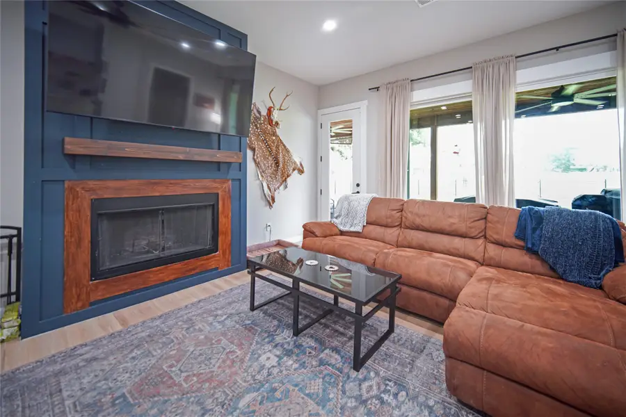 230 Driftwood Court, Runaway Bay, TX 76426 - #2