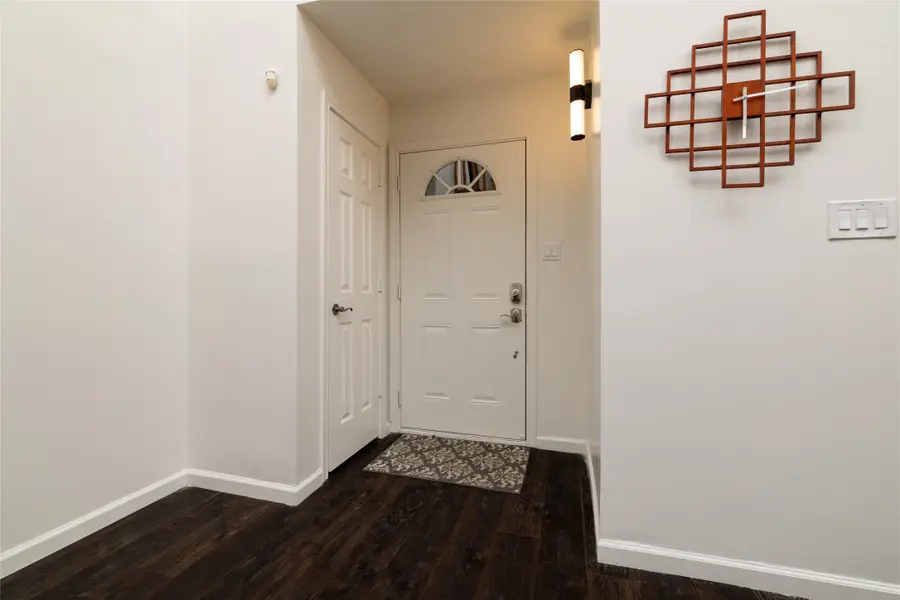 3021 Adolph Street, Dallas, TX 75204 - #2