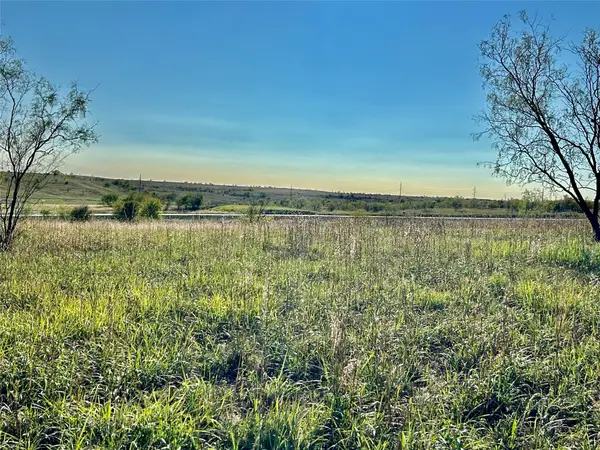 2036 Hidden Bluff Drive, Aledo, TX 76008