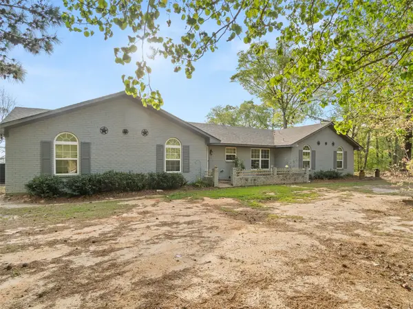 571 County Road, Daingerfield, TX 75638