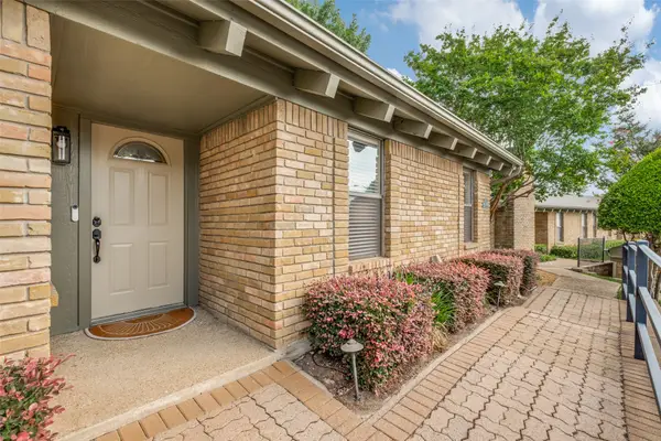 8415 Old Moss Road, Dallas, TX 75231