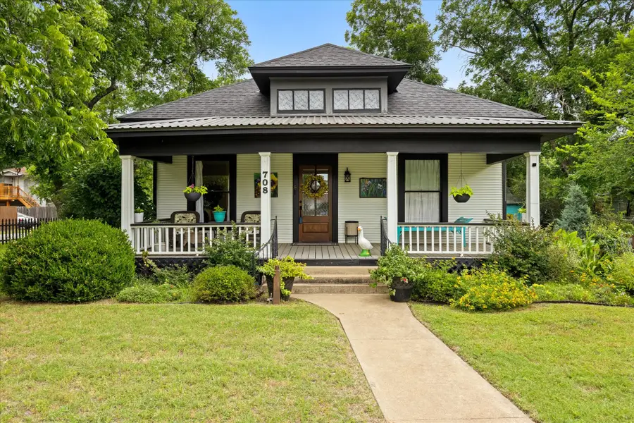 708 N Anglin Street, Cleburne, TX 76031 - #2