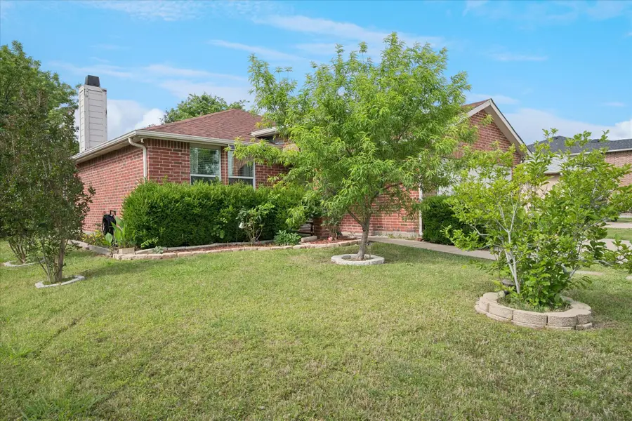 1720 Canyon Oaks Drive, Little Elm, TX 75068 - #2