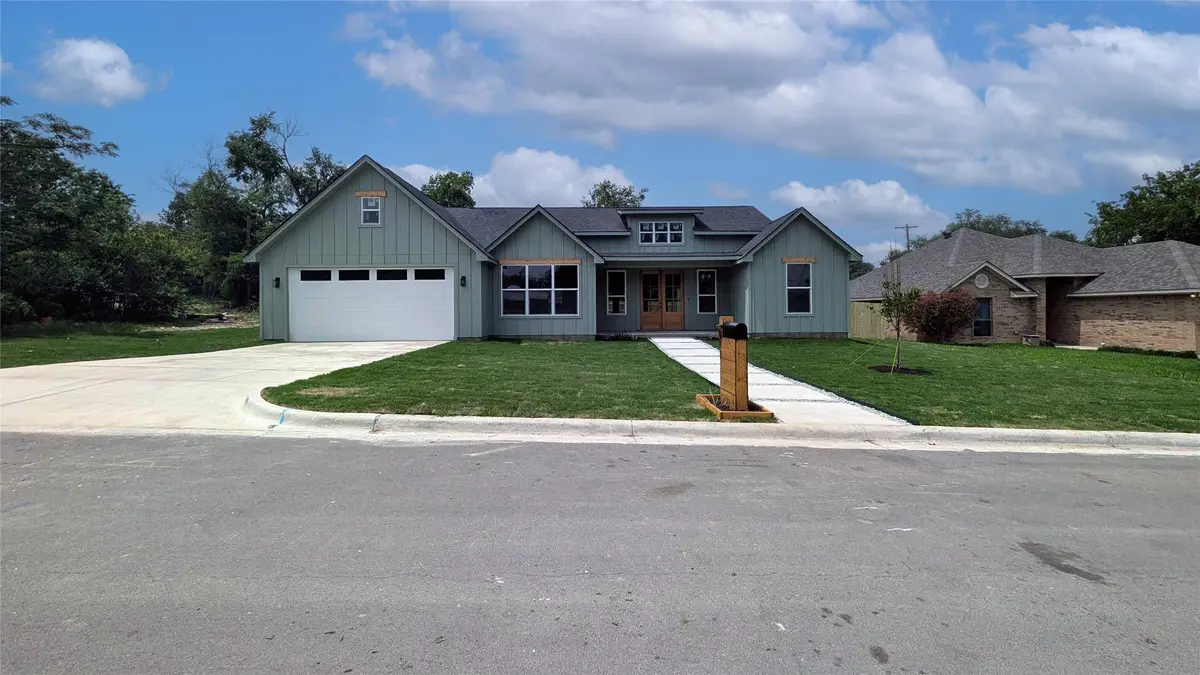 911 Van Winkle Street, Weatherford, TX 76086 - #1