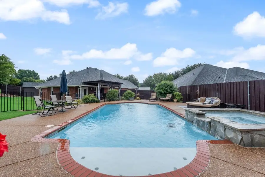 7057 Ridge Crest Drive, North Richland Hills, TX 76182 - #3