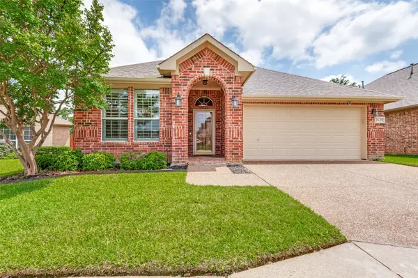 2628 Britany Circle, Bedford, TX 76022