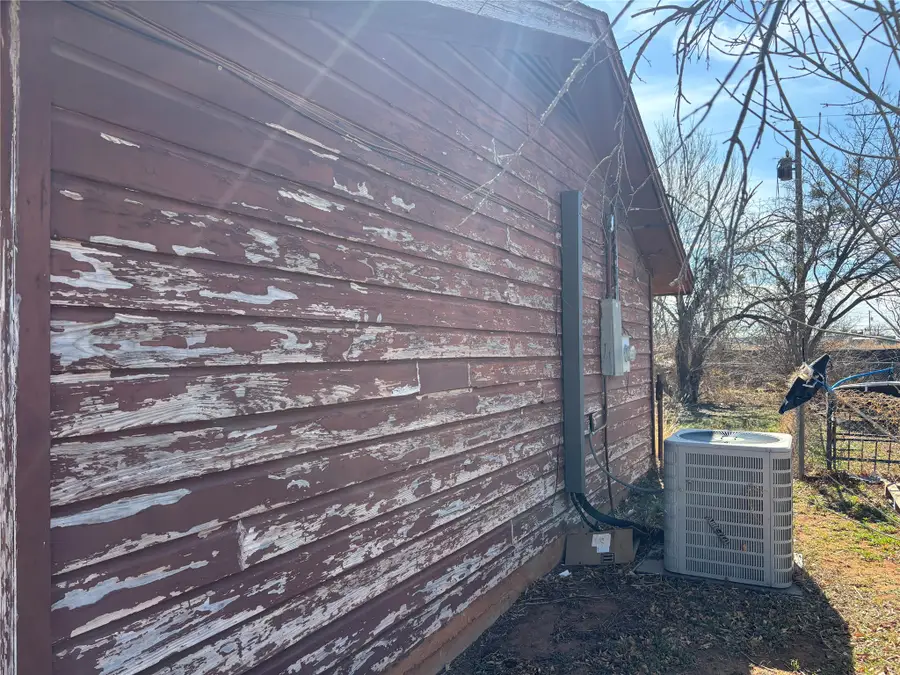5209 Capitol Avenue, Abilene, TX 79603 - #3