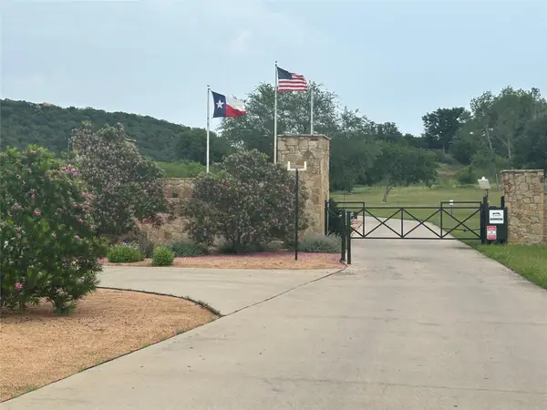 317 Canyon Lake Road, Gordon, TX 76453