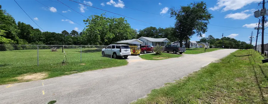 117 Moore Drive, Palestine, TX 75801 - #3