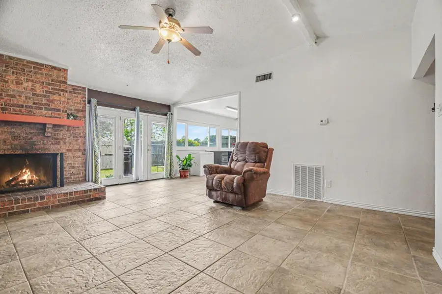 5300 Princess Court, Lake Dallas, TX 75065 - #3