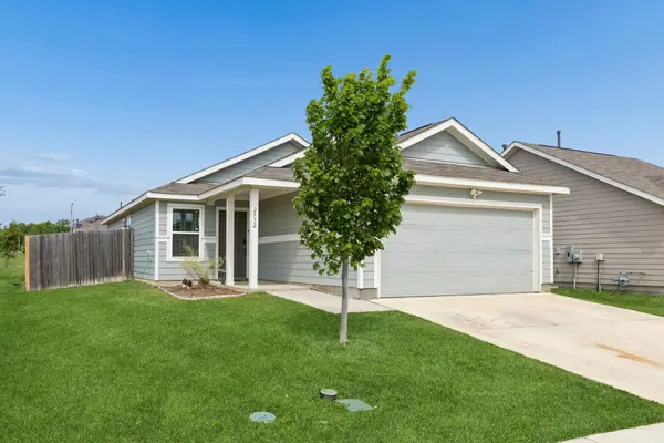 2932 Dora Drive, Fort Worth, TX 76119