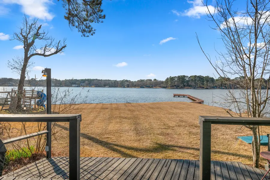 1805 E Lake Drive, Gladewater, TX 75647 - #3