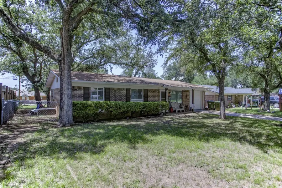 604 26th Avenue, Mineral Wells, TX 76067 - #3