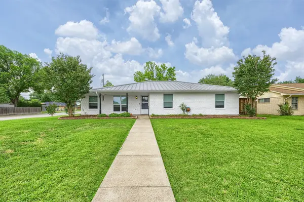 4006 Southridge Drive, Rowlett, TX 75088