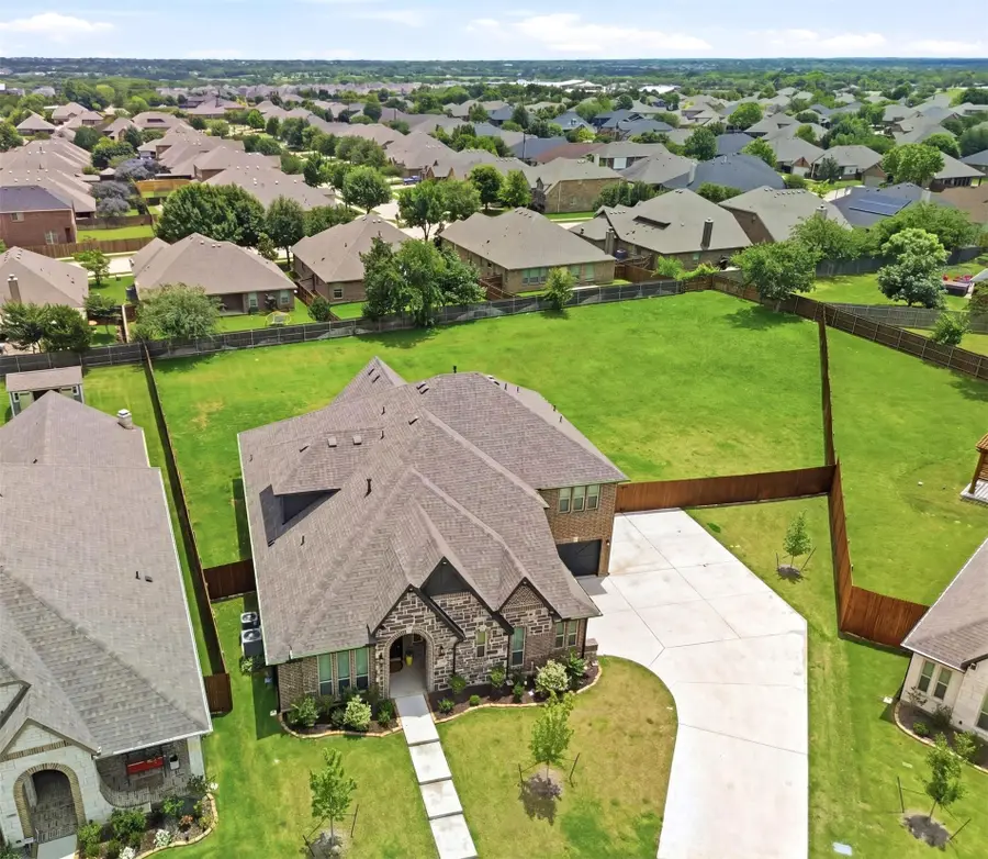 902 S Bluebird Lane, Midlothian, TX 76065 - #2