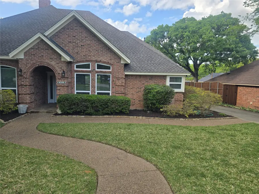 2954 Woodland Hills Drive, Grapevine, TX 76051 - #2