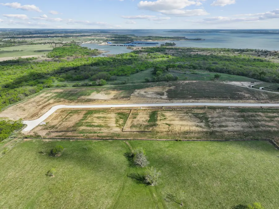 1612 Hillside Drive, Sanger, TX 76266 - #2