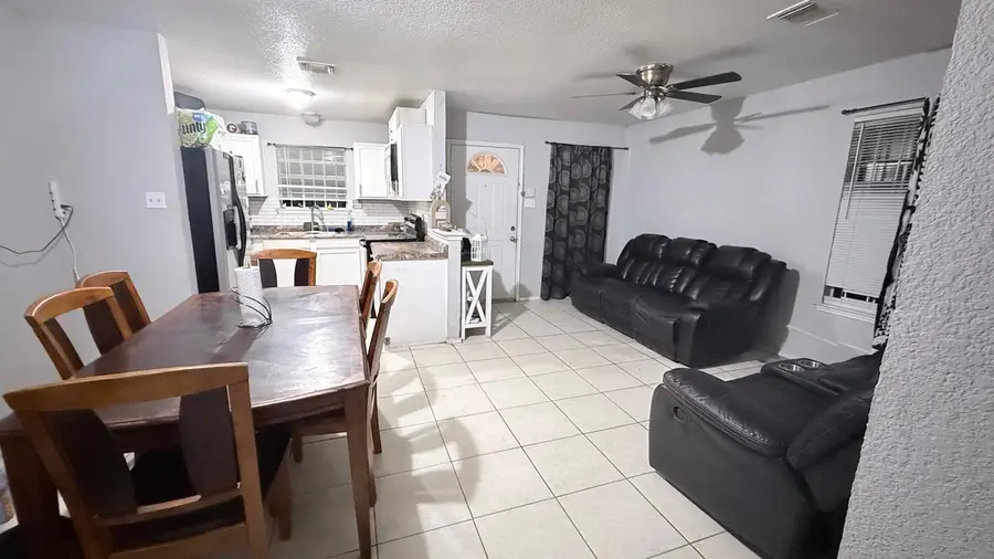1419 E Robert Street #1417, Fort Worth, TX 76104 - #2