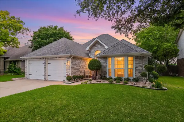 840 Lionel Way, Fort Worth, TX 76108