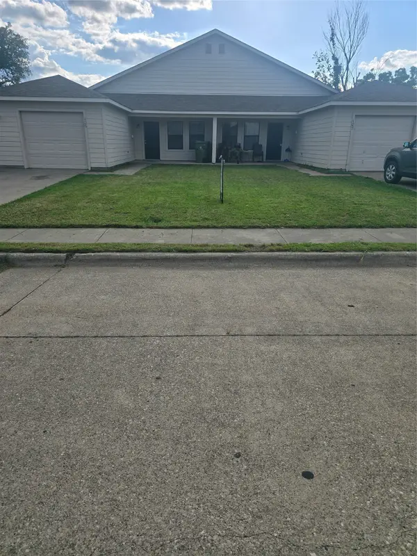 105 Garfield Street, Garland, TX 75042